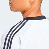 Camiseta adidas Originals Adicolor jersey en blanco
