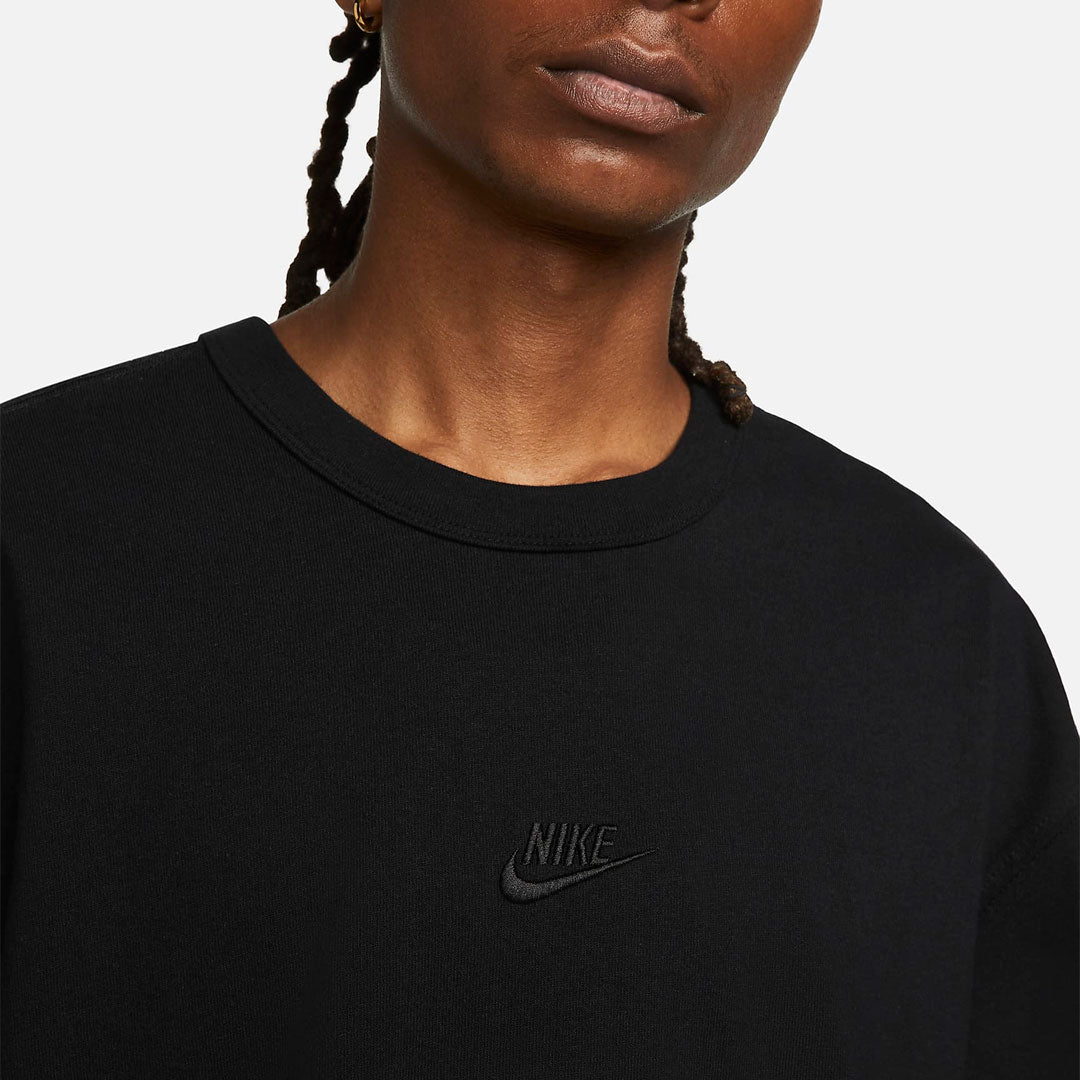 Camiseta Nike Premium Essentials en negro