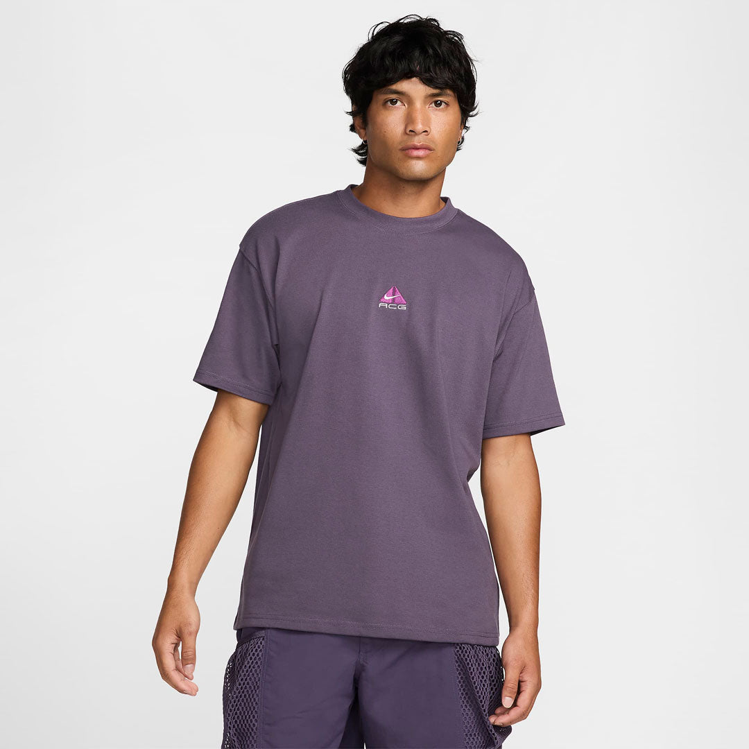 Camiseta Nike ACG Center en violeta