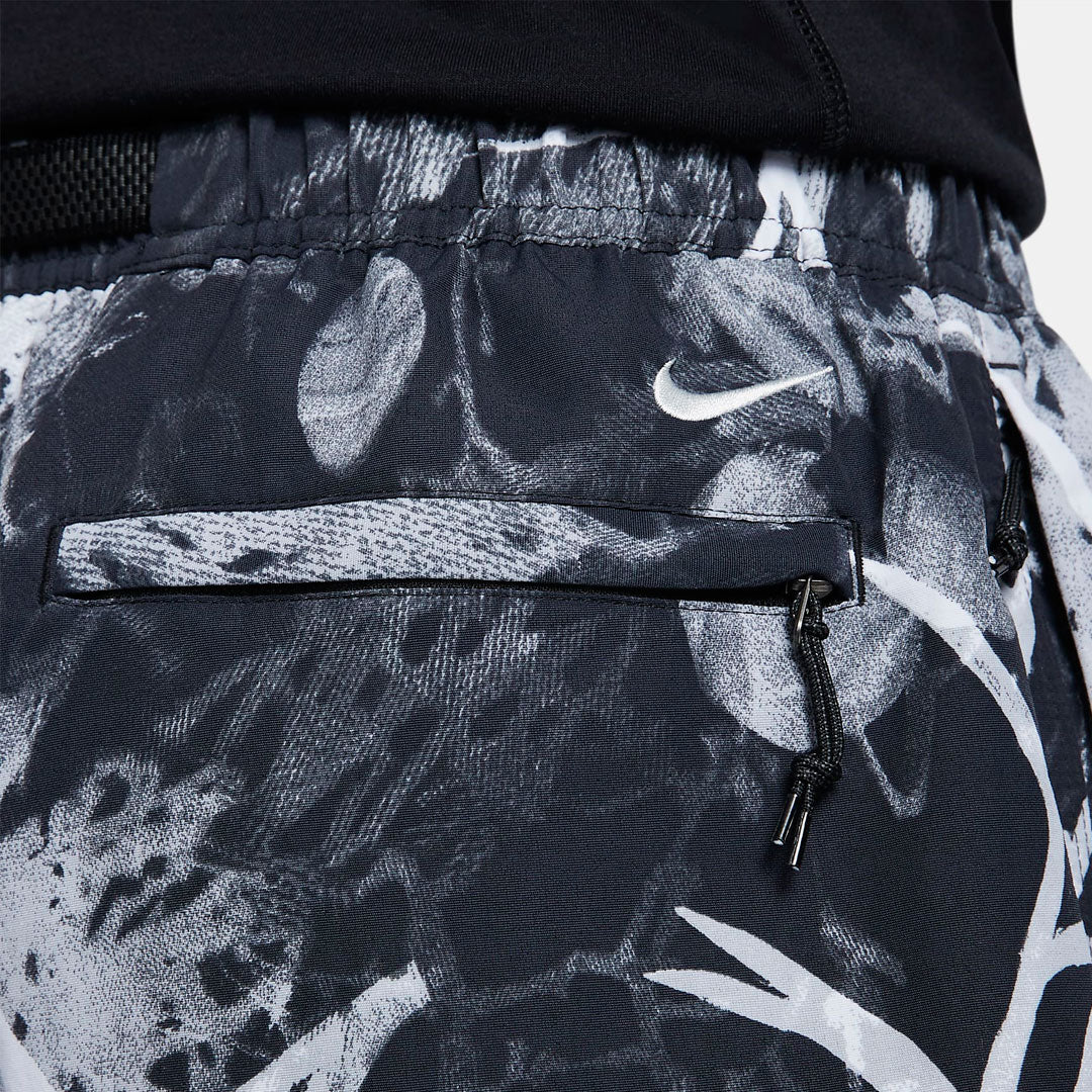 Short Nike ACG con cinturon