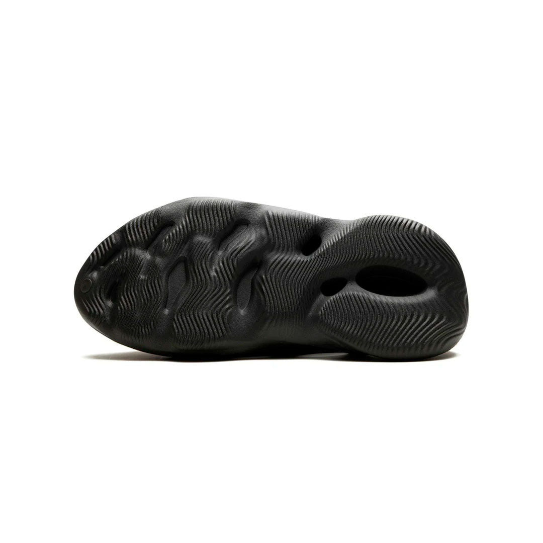 adidas Yeezy Foam RNR Carbon