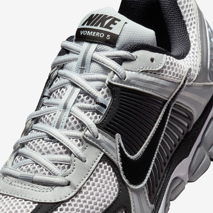 Nike Zoom Vomero 5 Metallic Silver Black