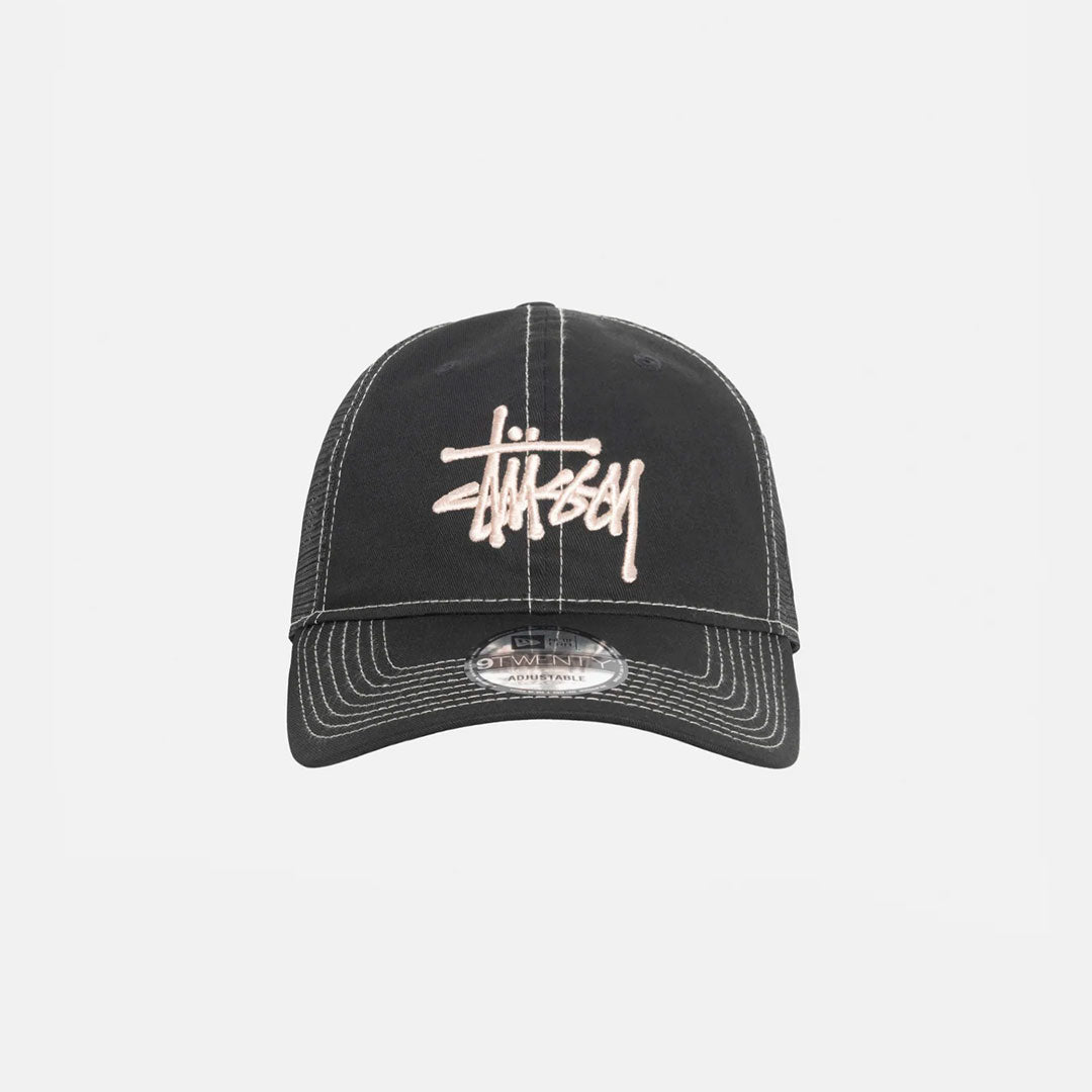 Gorro Stussy x New Era Trucker en negro