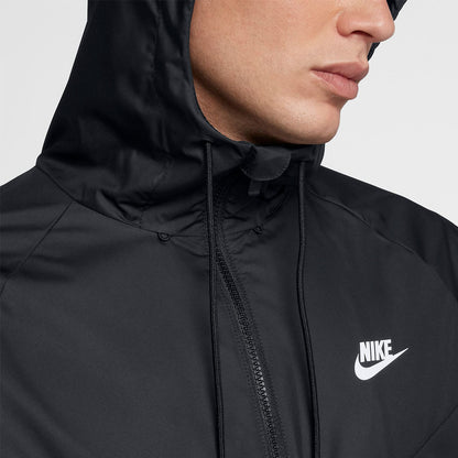 Campera Nike Rompeviento en negro