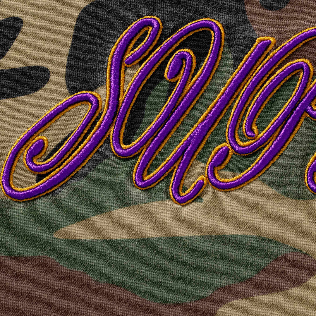 Camiseta Supreme Raised Script Camo