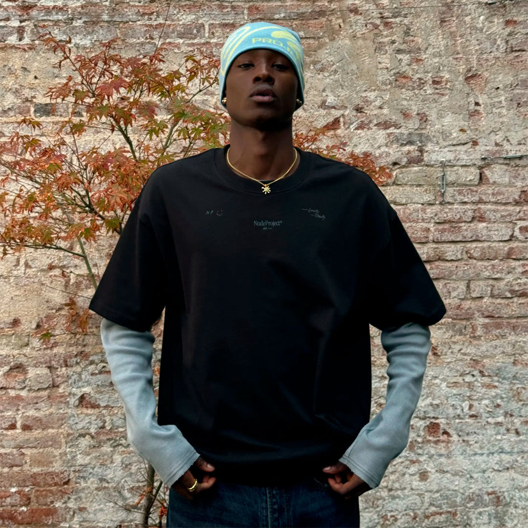 Camiseta Nude Project Global Soon Black