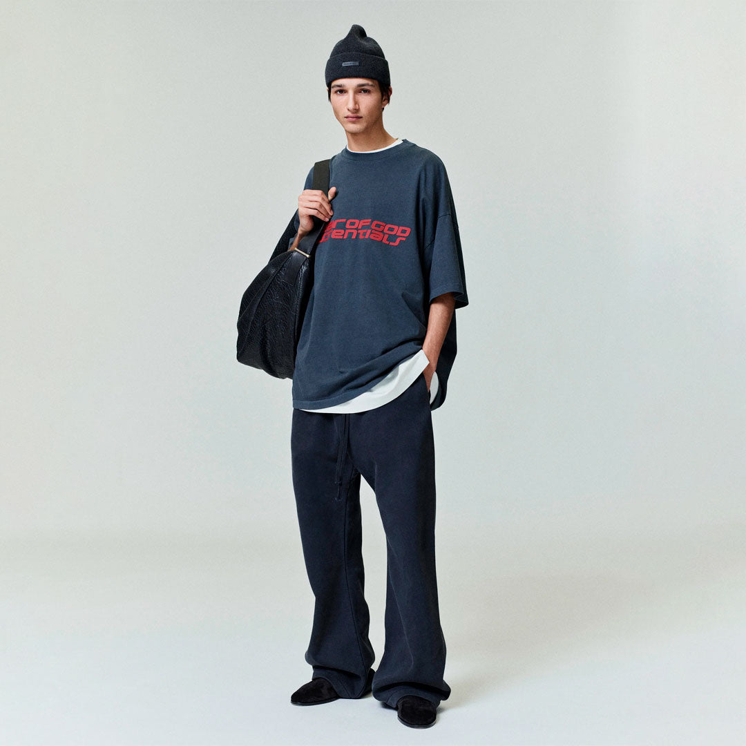 Camiseta Essentials Fear of God 90s Iron Grey