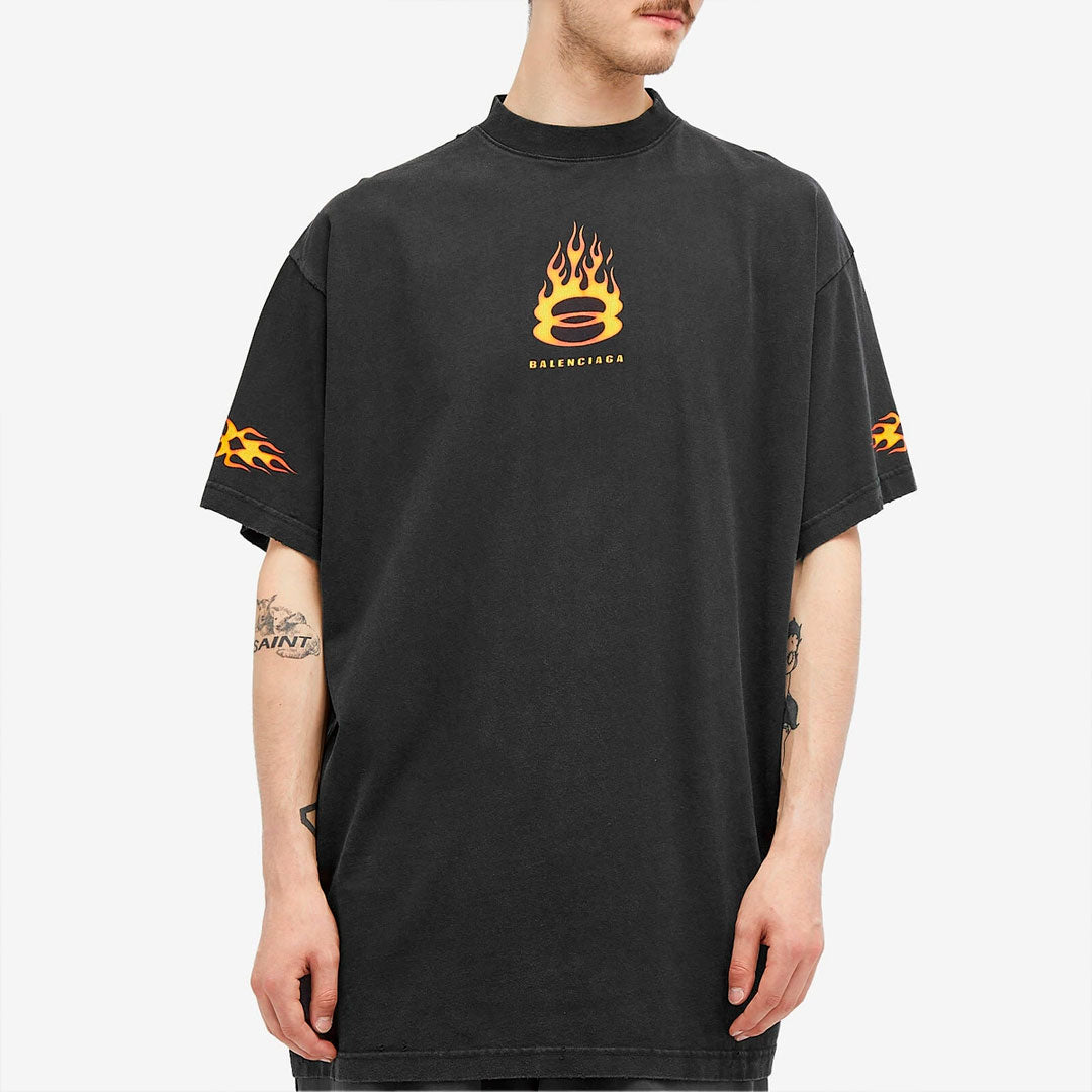 Camiseta Balenciaga Flaming Logo