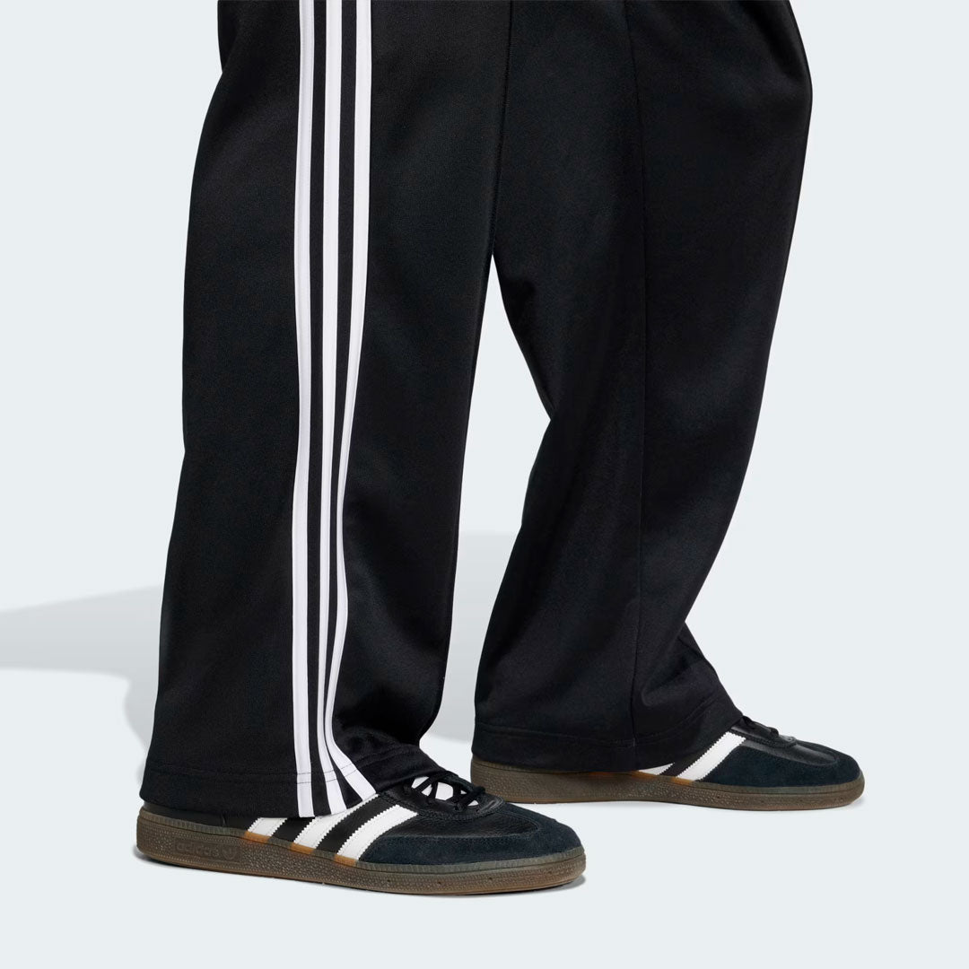Pantalón adidas Originals Adicolor Baggy v2 – LOOT