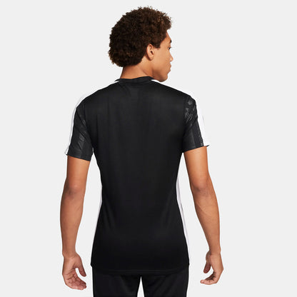 Camiseta Nike Dri-FIT Academy en negro