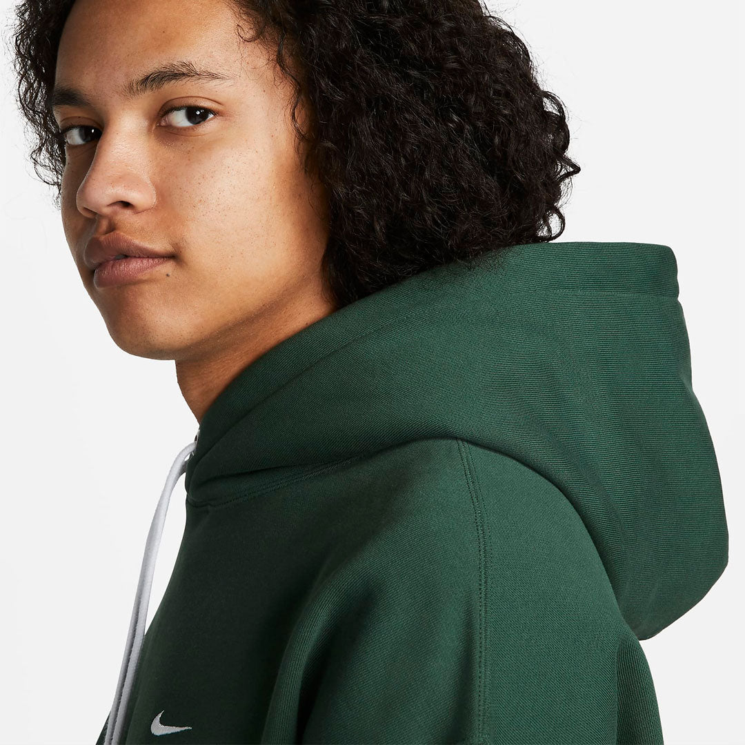 Hoodie Nike Solo Swoosh en verde