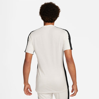 Camiseta Nike Dri-FIT Academy en blanco