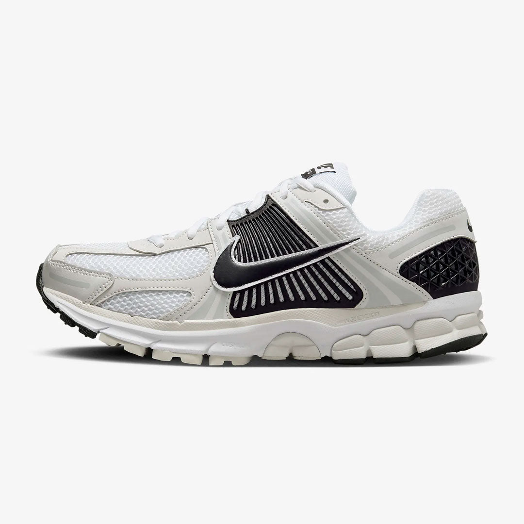 Nike Zoom Vomero 5 White Black