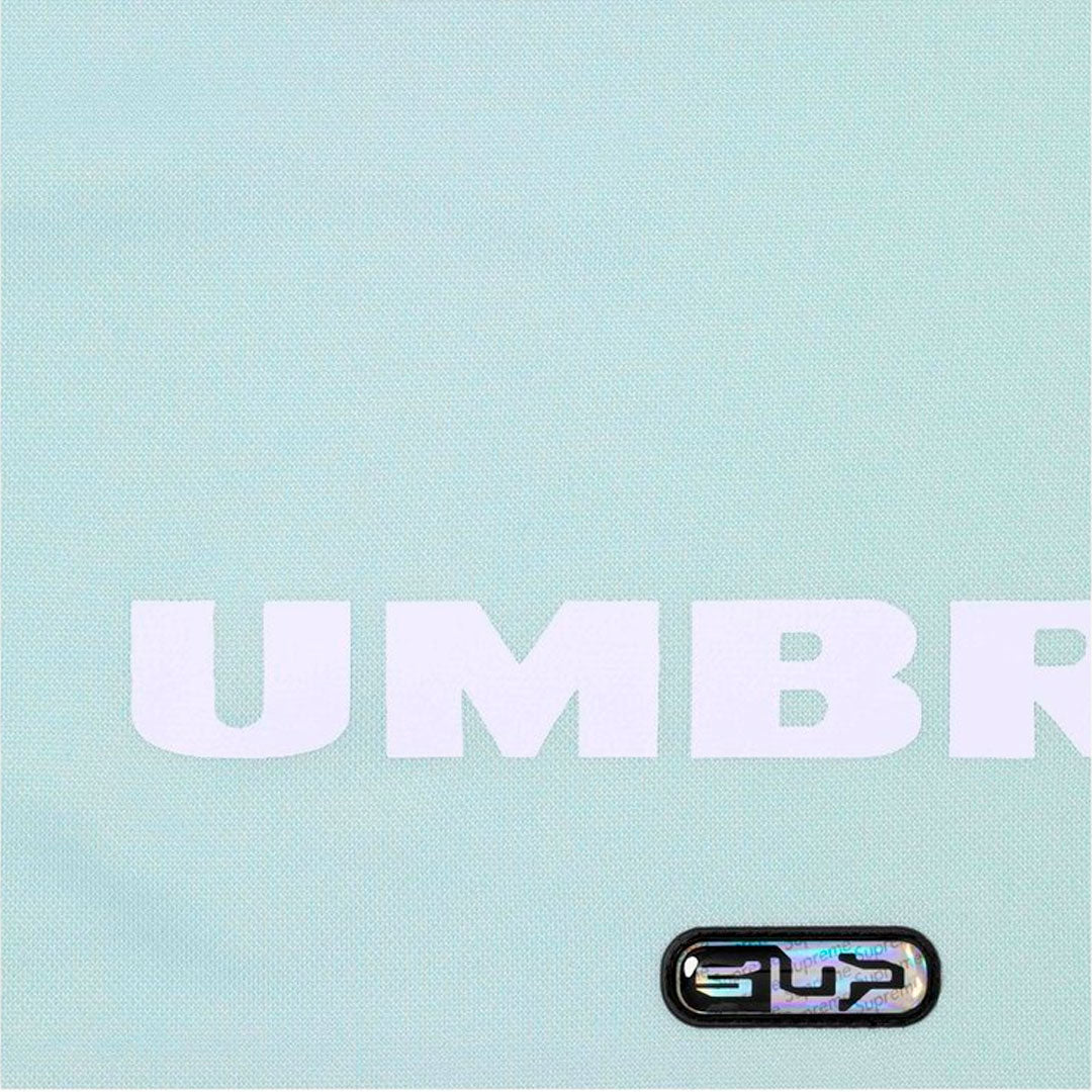 Camiseta Supreme x Umbro Old English Light Blue