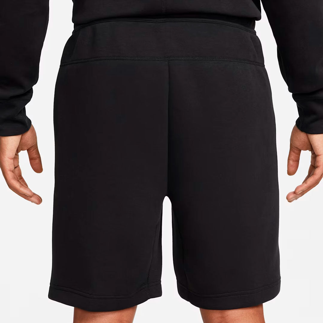 Short Nike Tech en negro