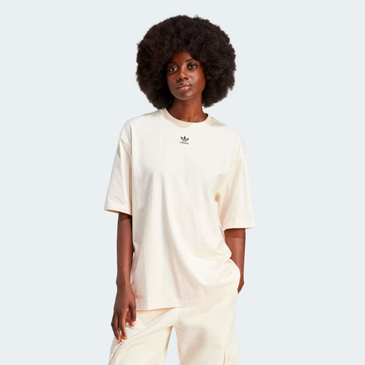 Camiseta adidas Originals Oversized fit en blanco