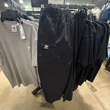 Pantalón adidas 0047