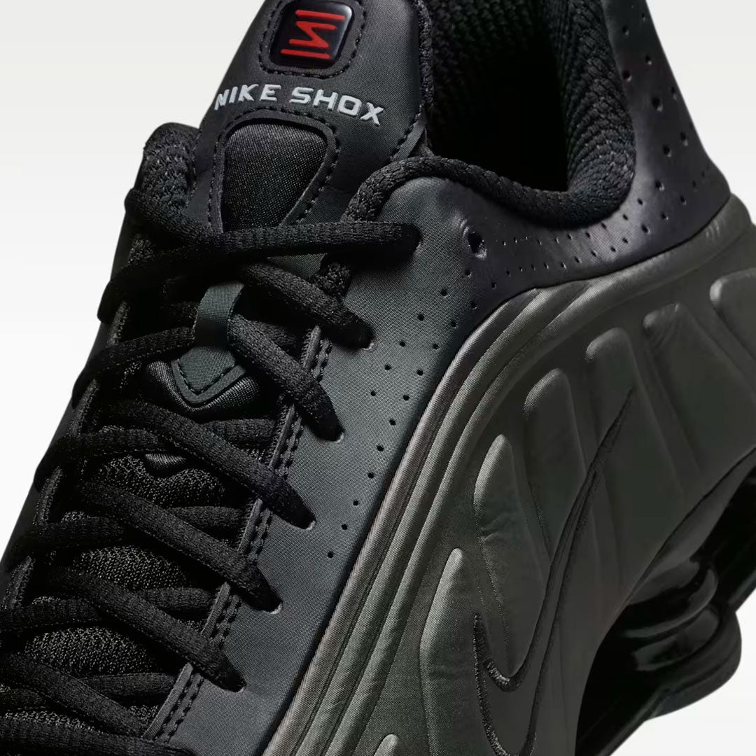Nike Shox R4 Black Bright Crimson